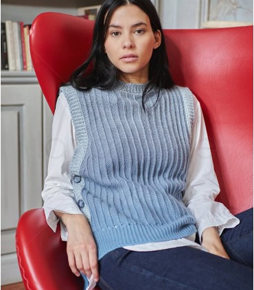 Pattern - Ribbed Waistcoat with Buttons