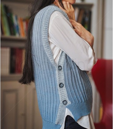 Pattern - Ribbed Waistcoat with Buttons